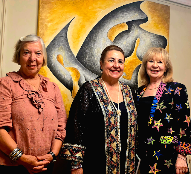 Julia Sáez-Angulo, Giovanna de Calderón y Adriana Zapisek
